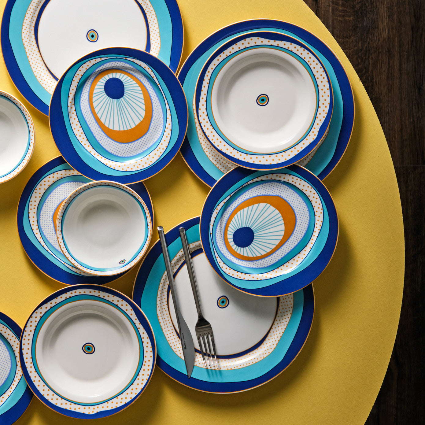 Eye Zone Dinnerware Set