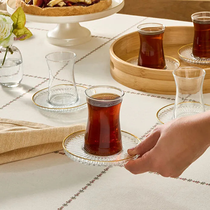 Nilufer Tea Set