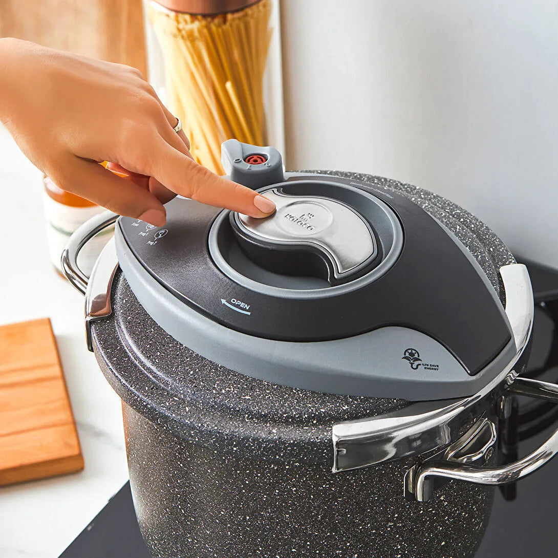 Karaca Biogranit Steel Plus Pressure Cooker Grey 6 Lt